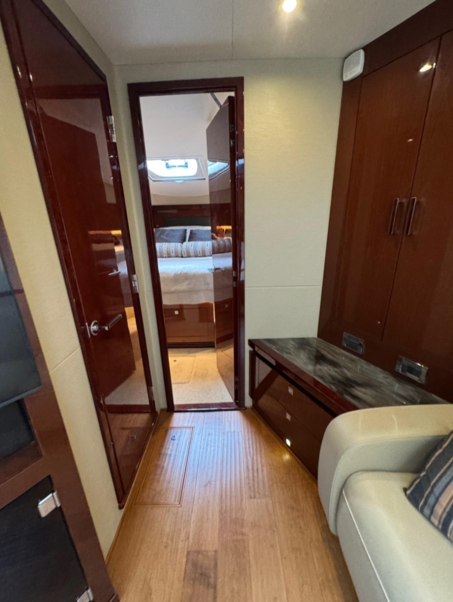 52' 2015 Sea Ray Sundancer 510