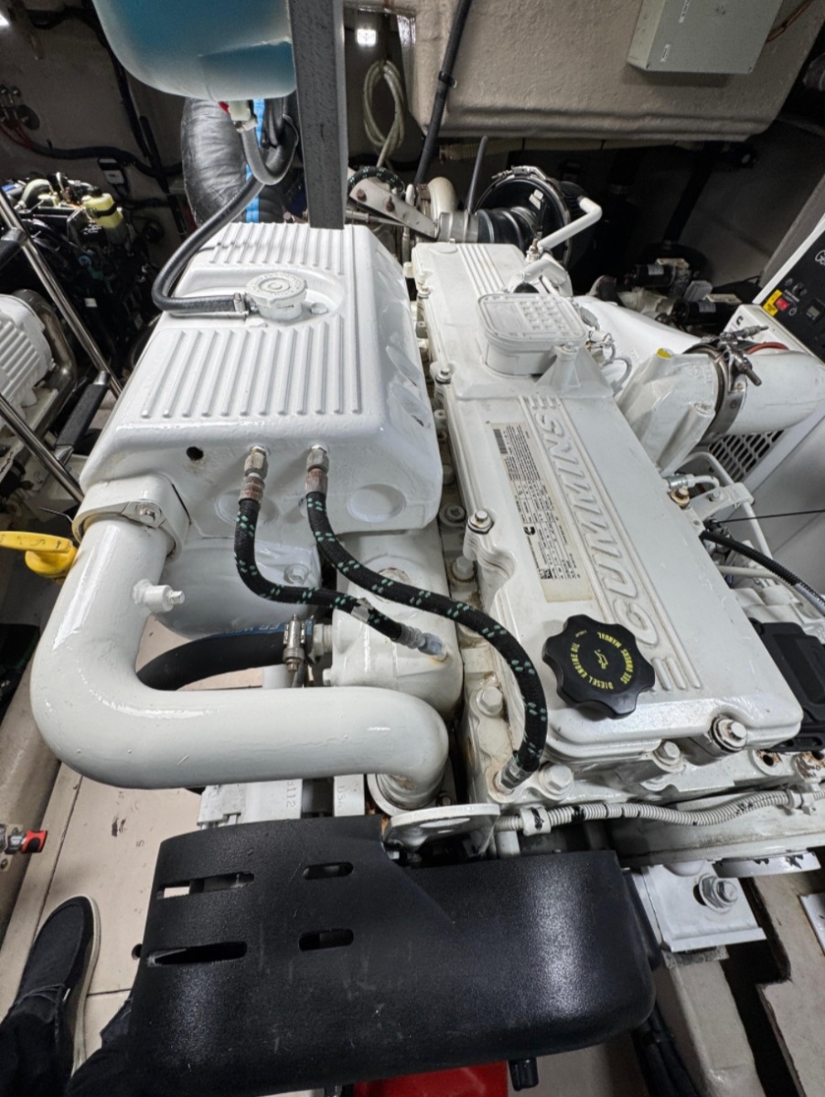 52' 2015 Sea Ray Sundancer 510