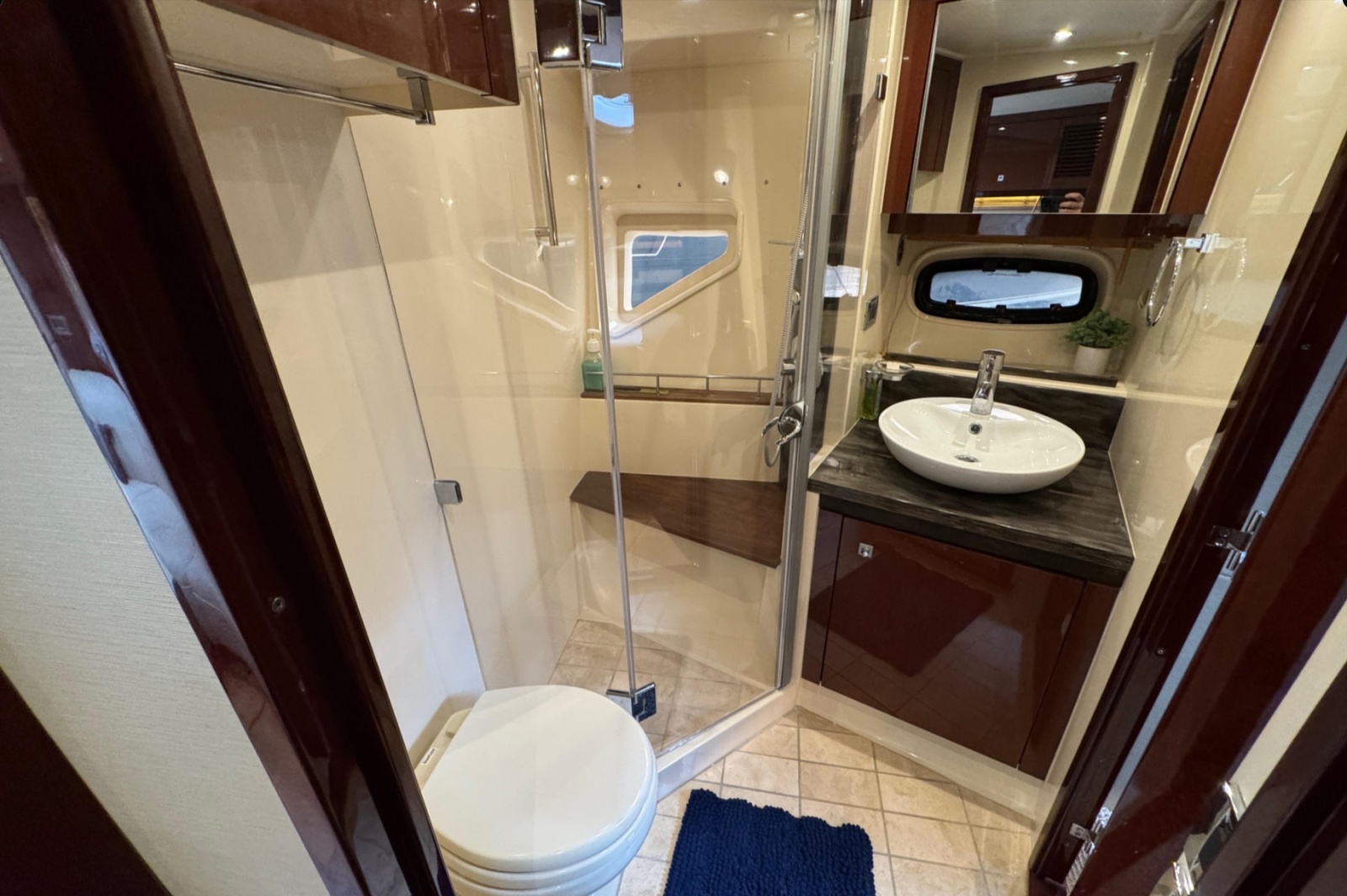 52' 2015 Sea Ray Sundancer 510