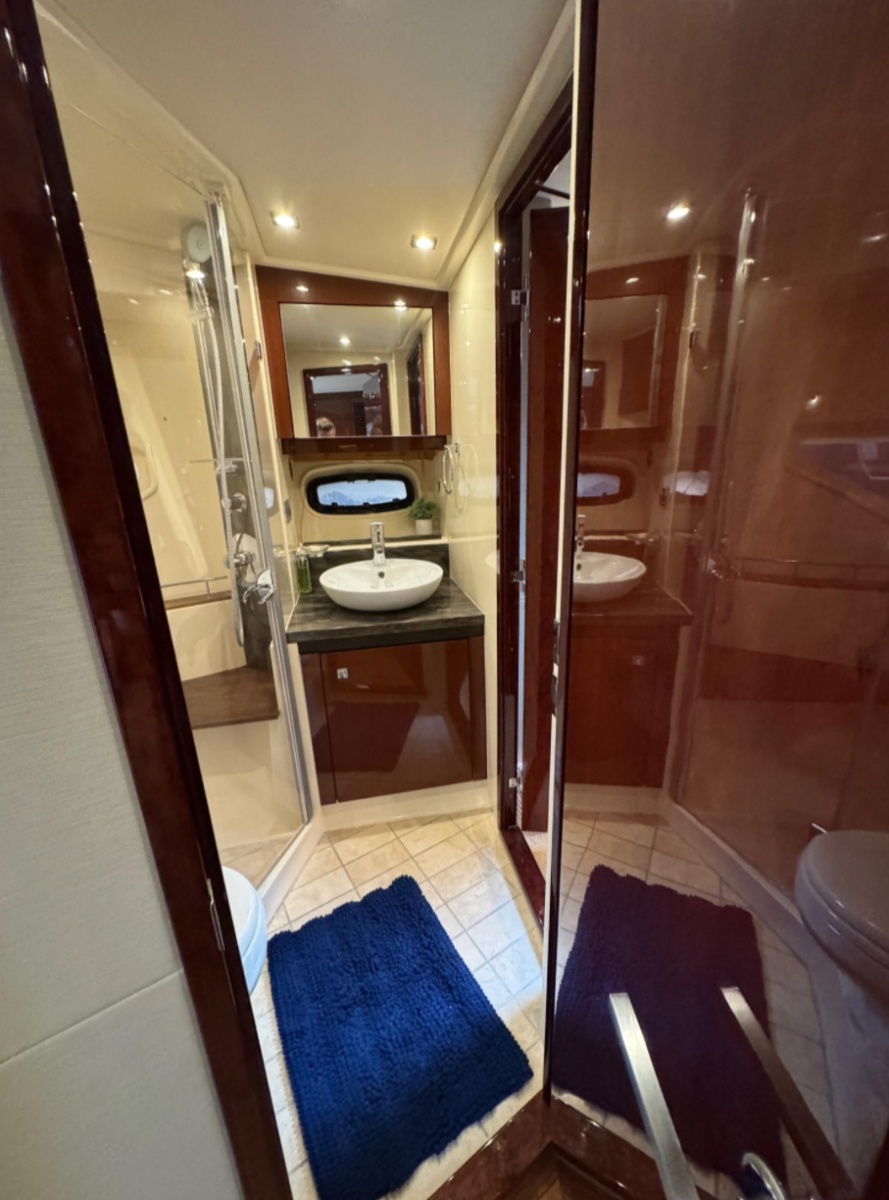 52' 2015 Sea Ray Sundancer 510