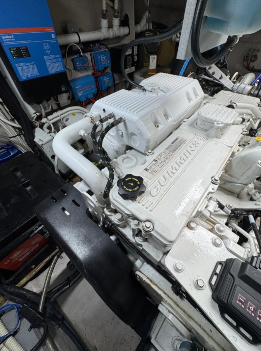 52' 2015 Sea Ray Sundancer 510