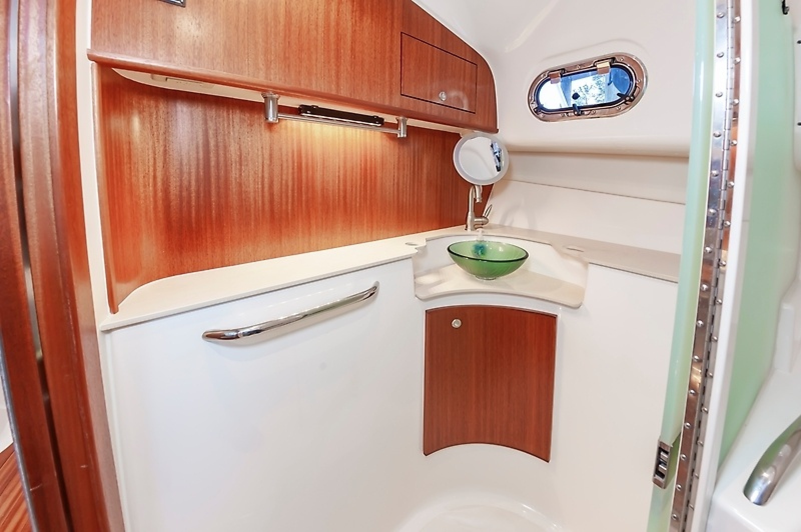 38' 2015 Pursuit 385 OS