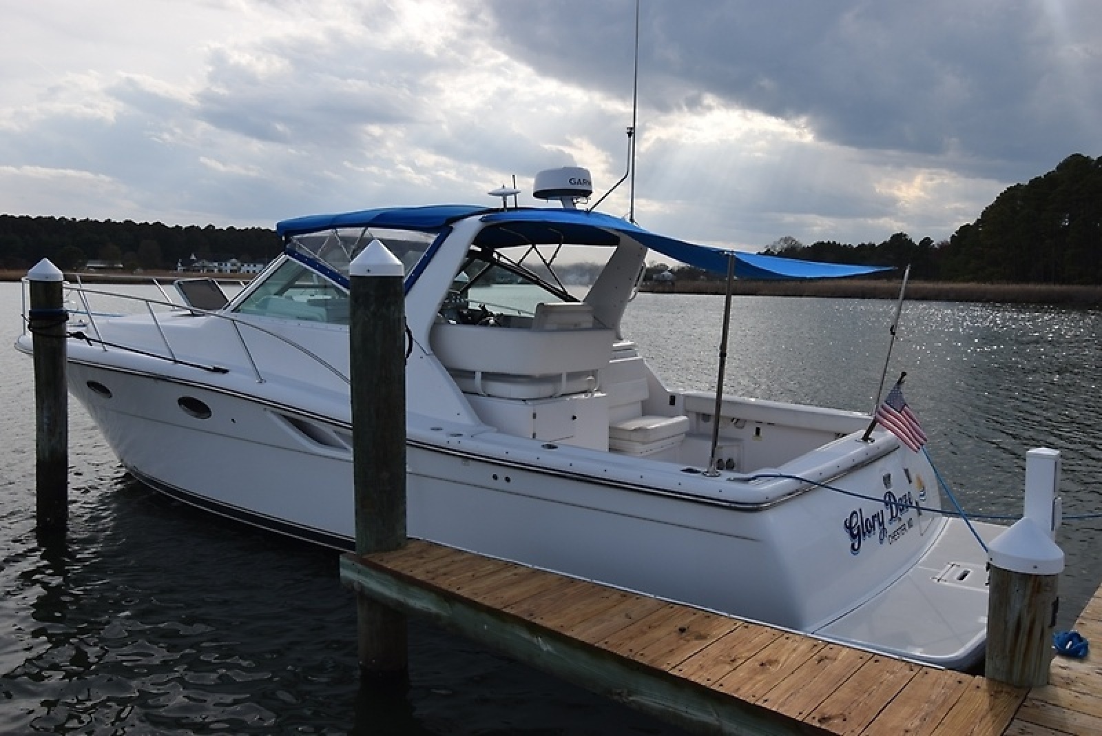 35' 2001 Tiara Yachts 35