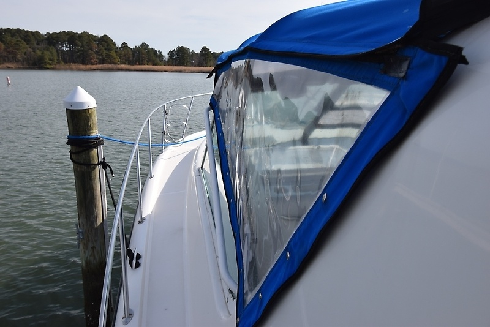 35' 2001 Tiara Yachts 35