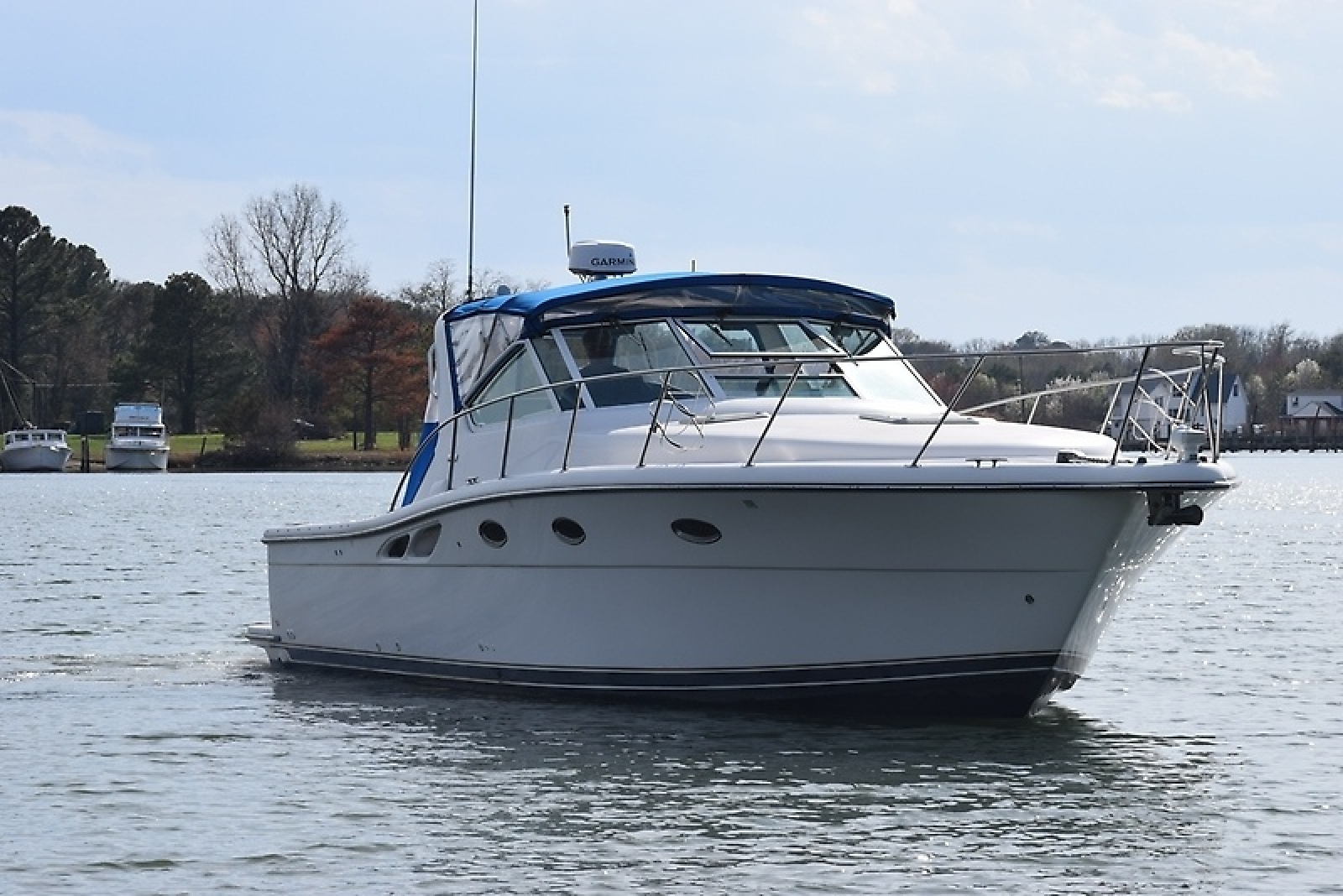 35' 2001 Tiara Yachts 35