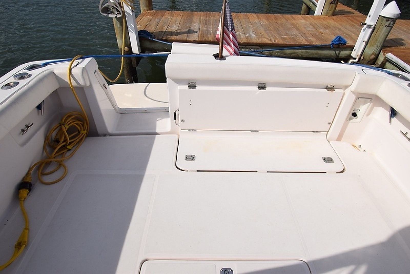 35' 2001 Tiara Yachts 35