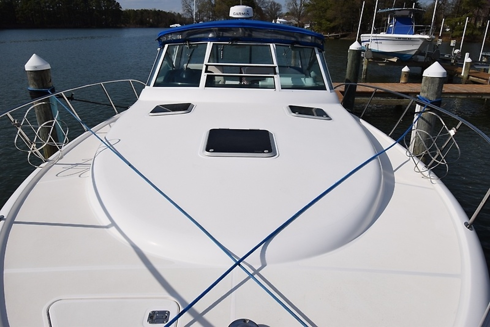 35' 2001 Tiara Yachts 35