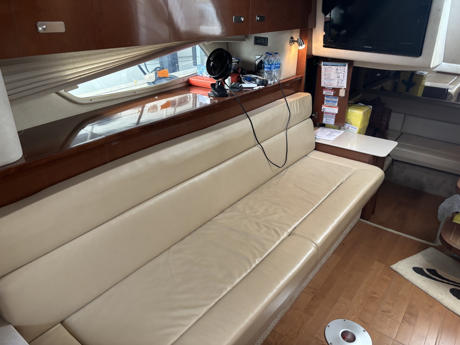 2010 Sea Ray 370 Sundancer