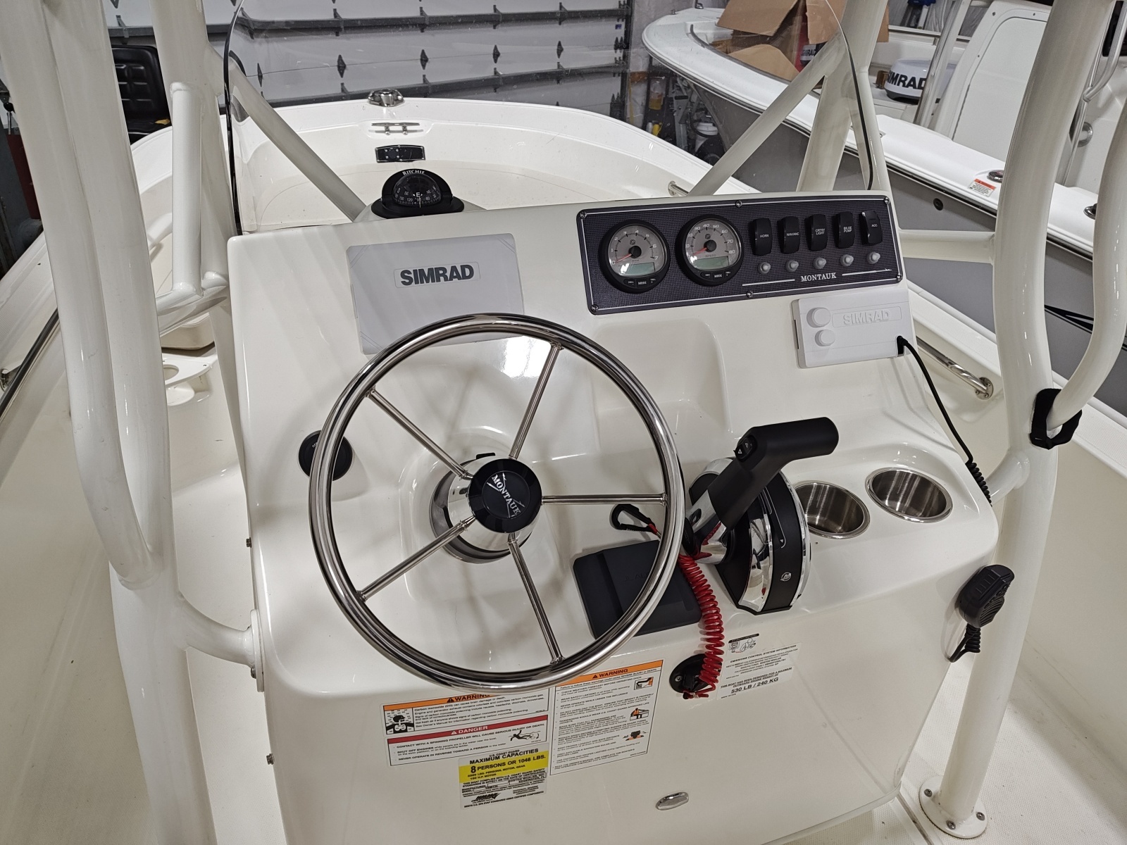 19ft Boston Whaler Yacht For Sale