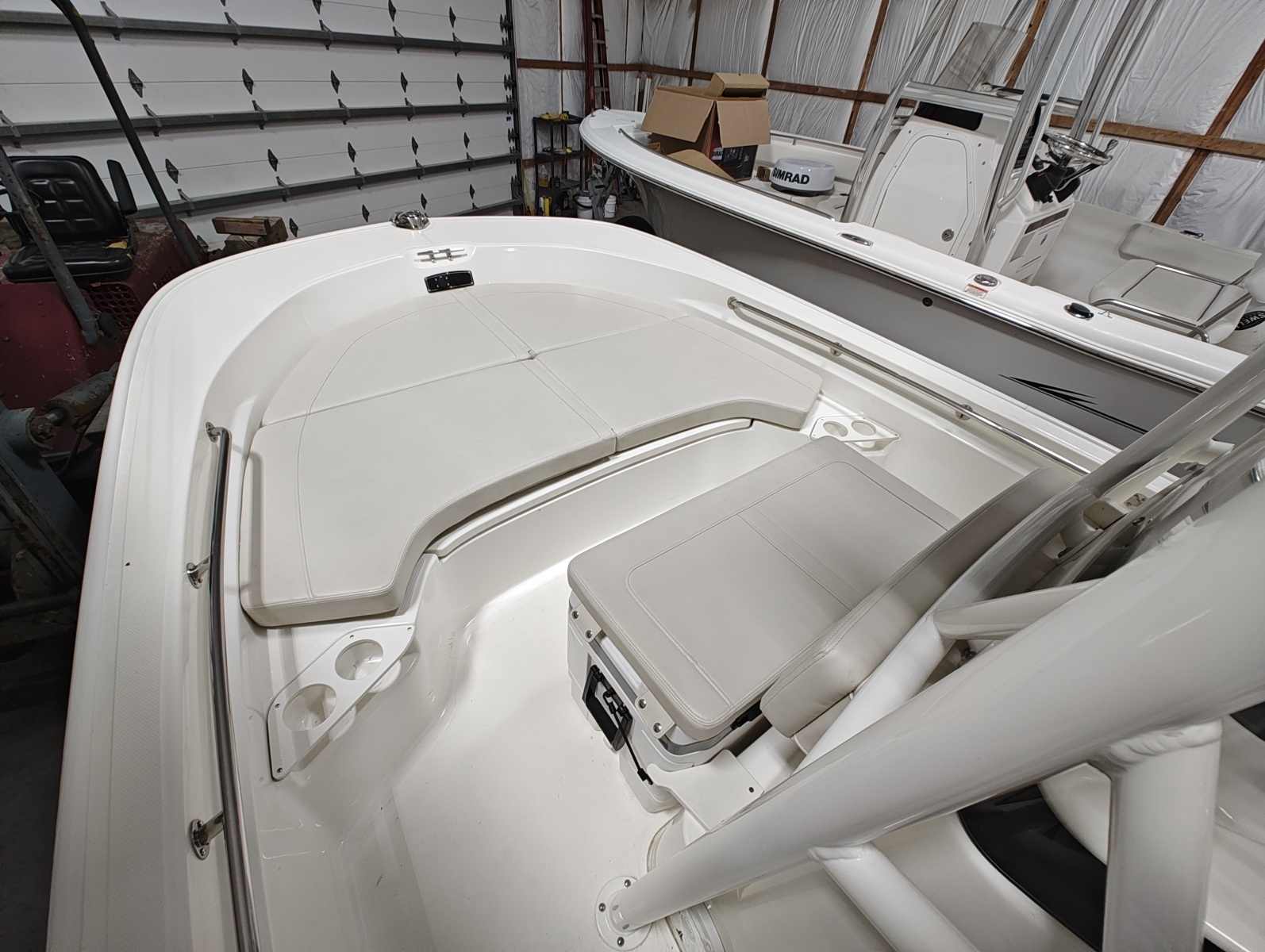 19ft Boston Whaler Yacht For Sale