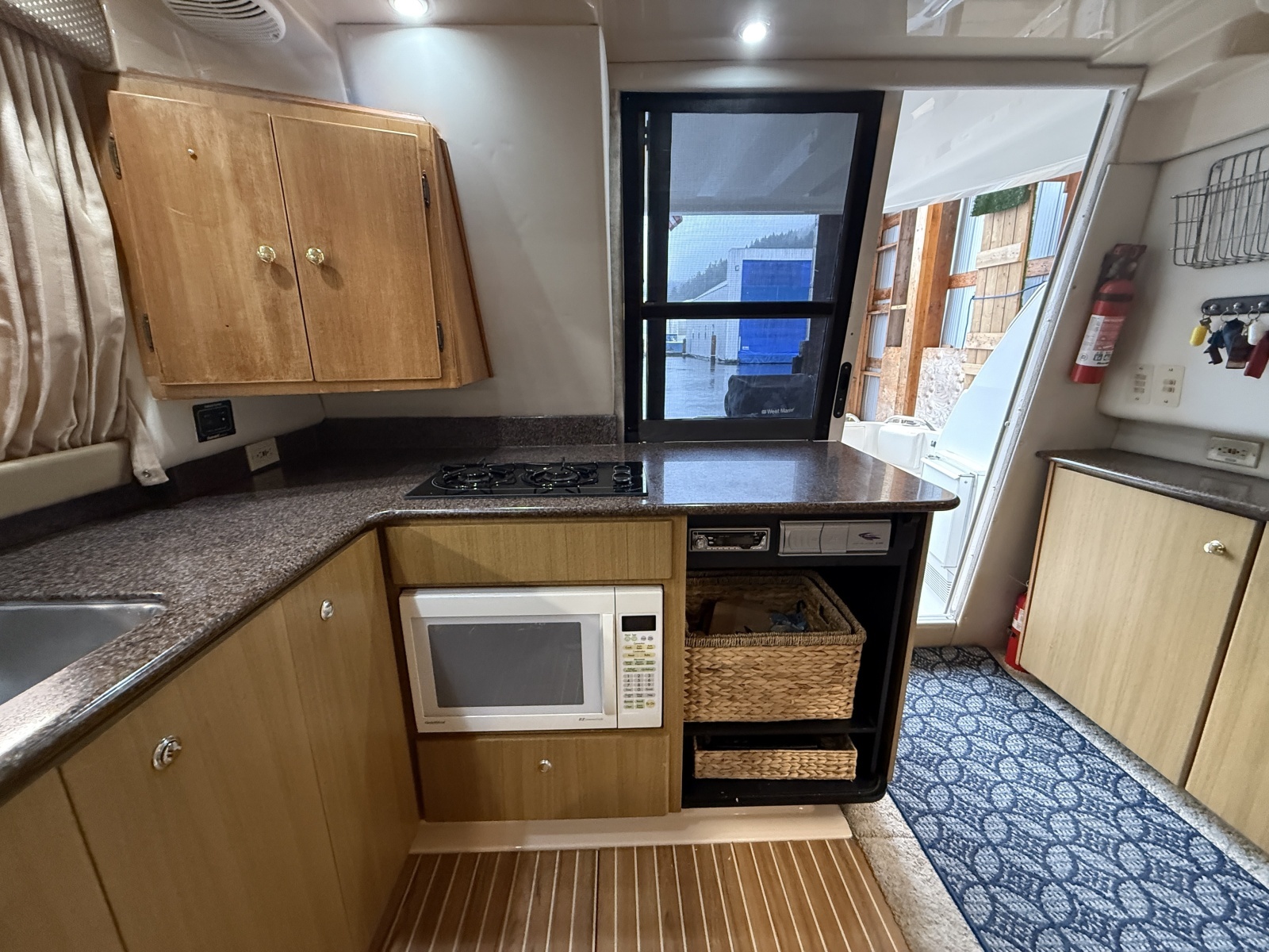 34ft Bayliner Yacht For Sale