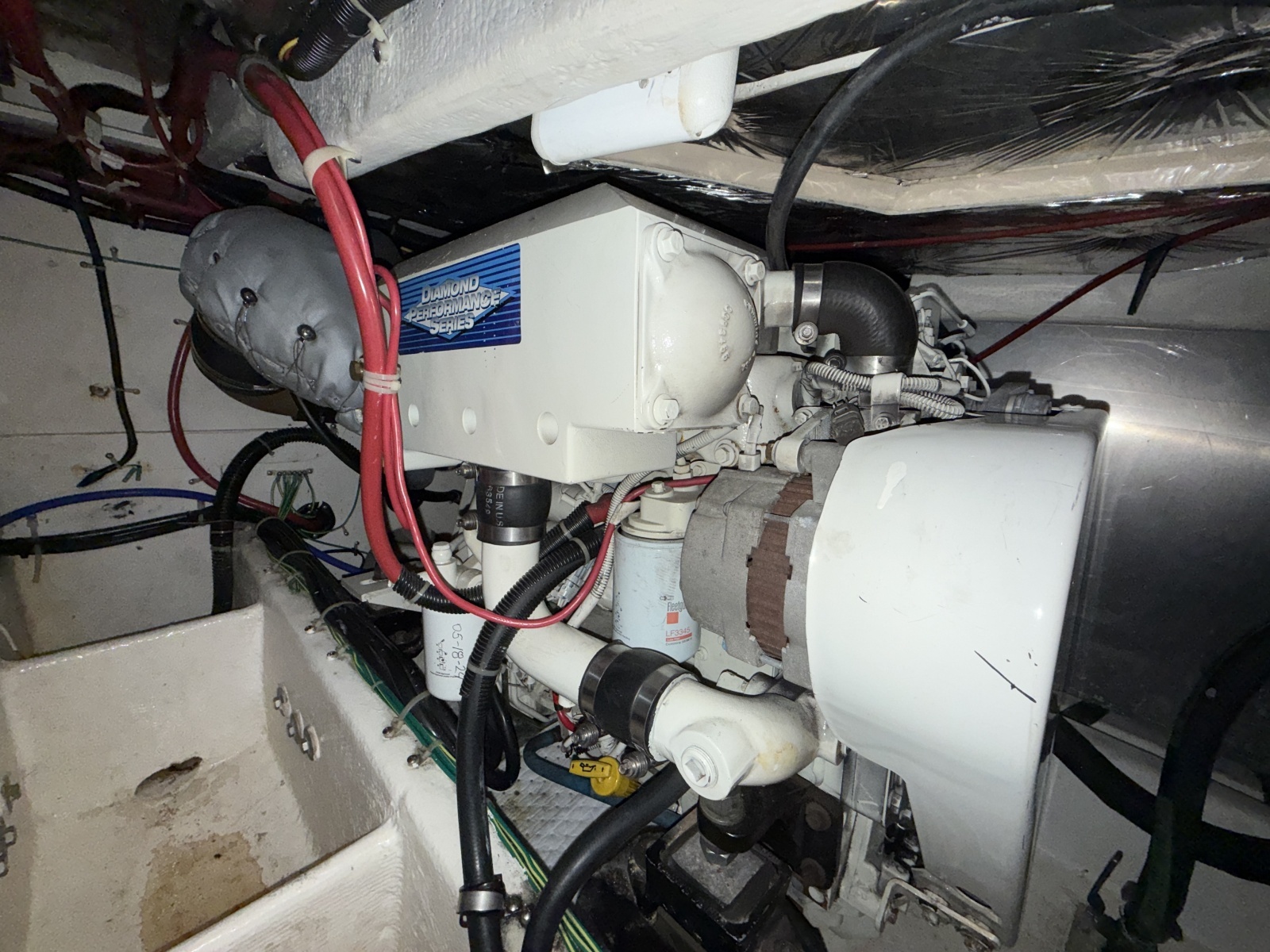 34ft Bayliner Yacht For Sale