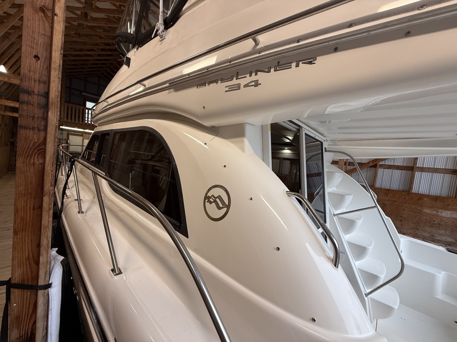 34ft Bayliner Yacht For Sale