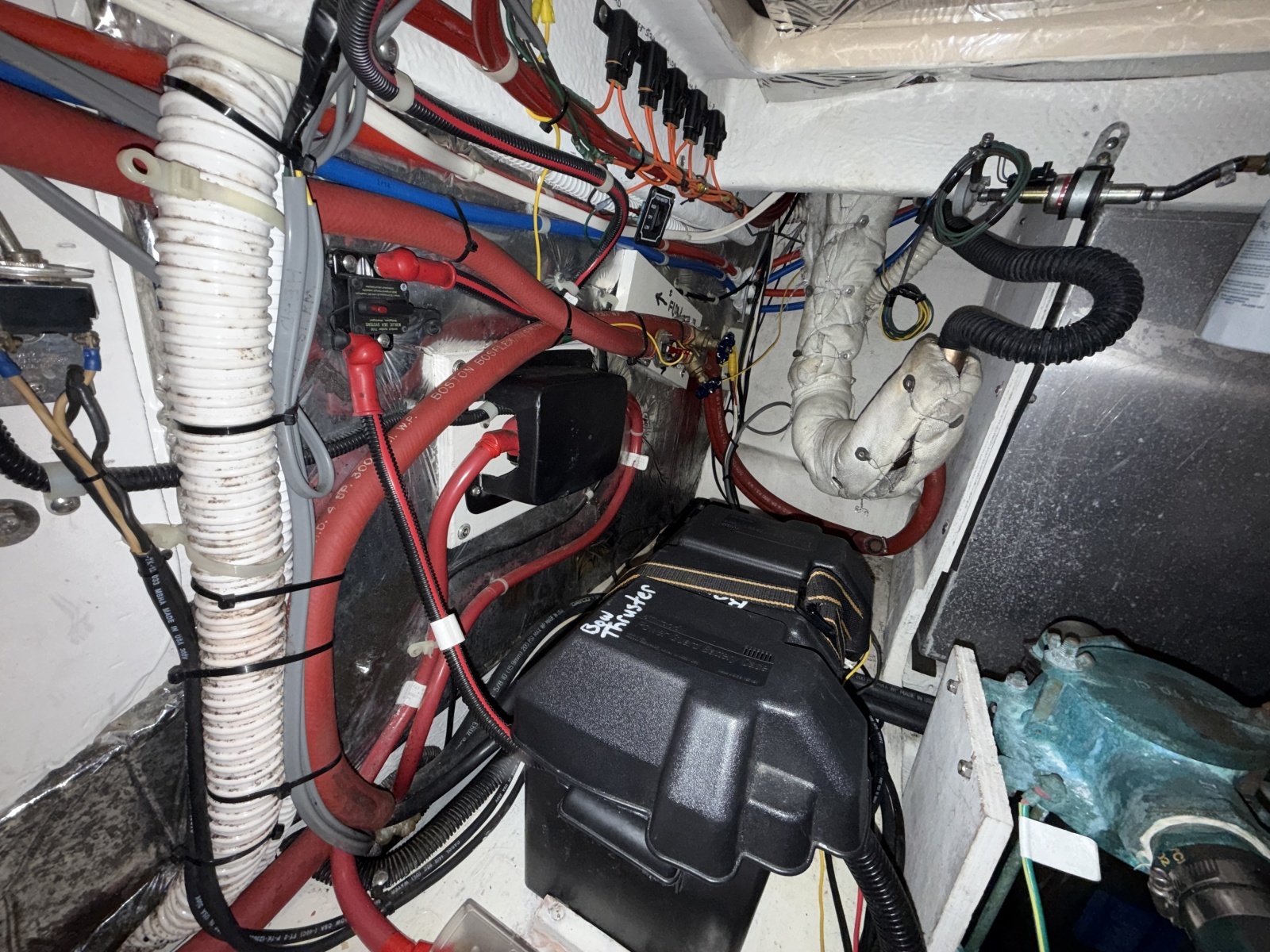 34ft Bayliner Yacht For Sale