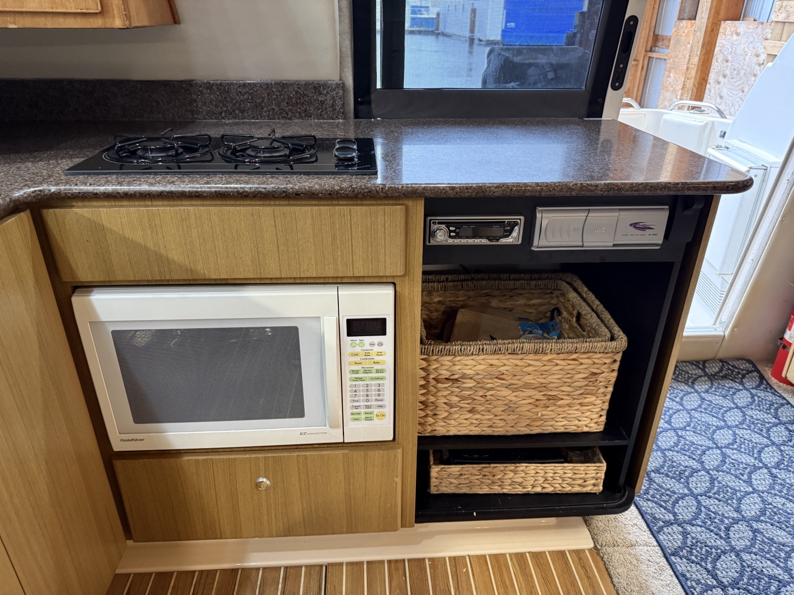 34ft Bayliner Yacht For Sale