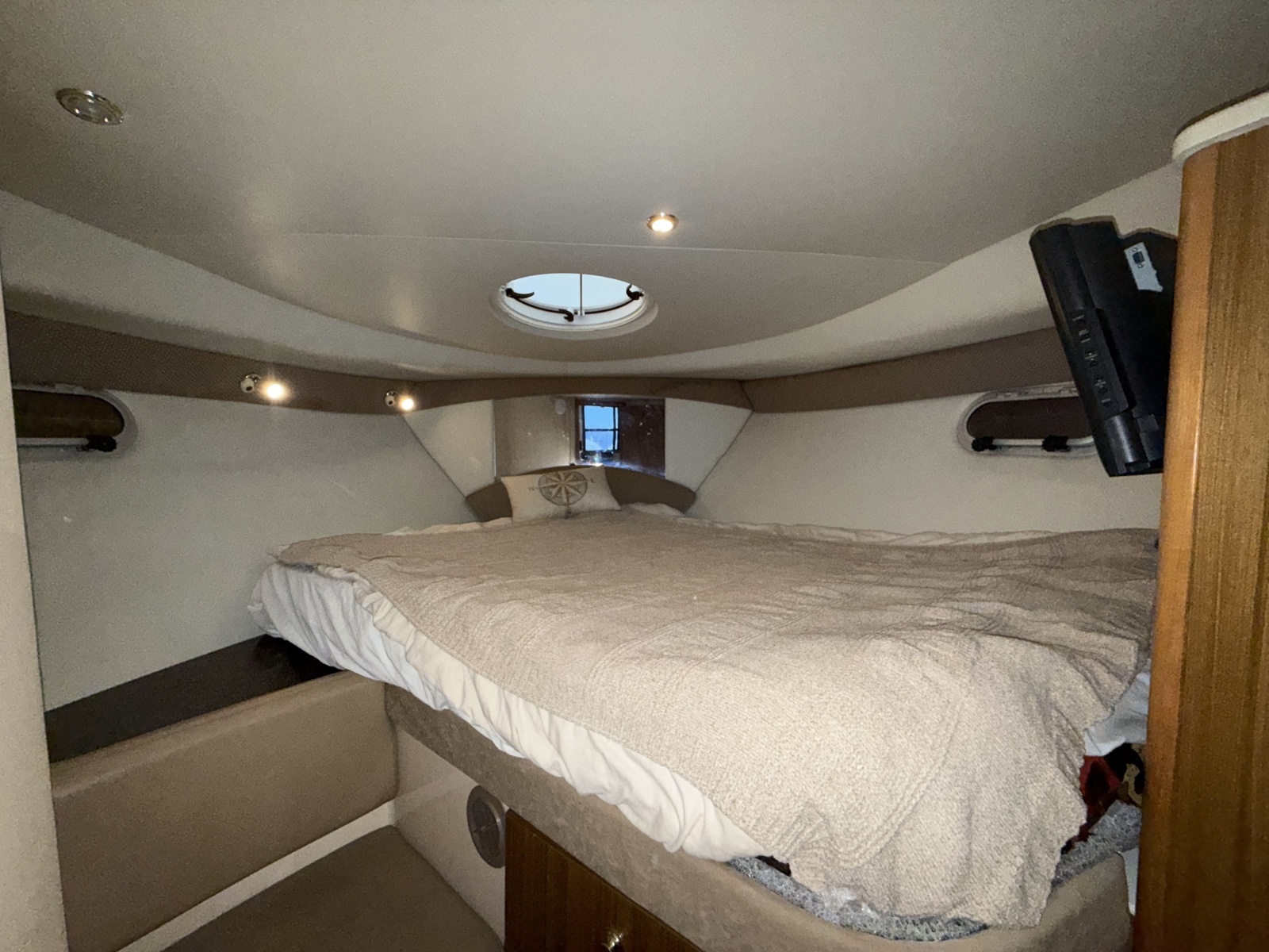 34ft Bayliner Yacht For Sale