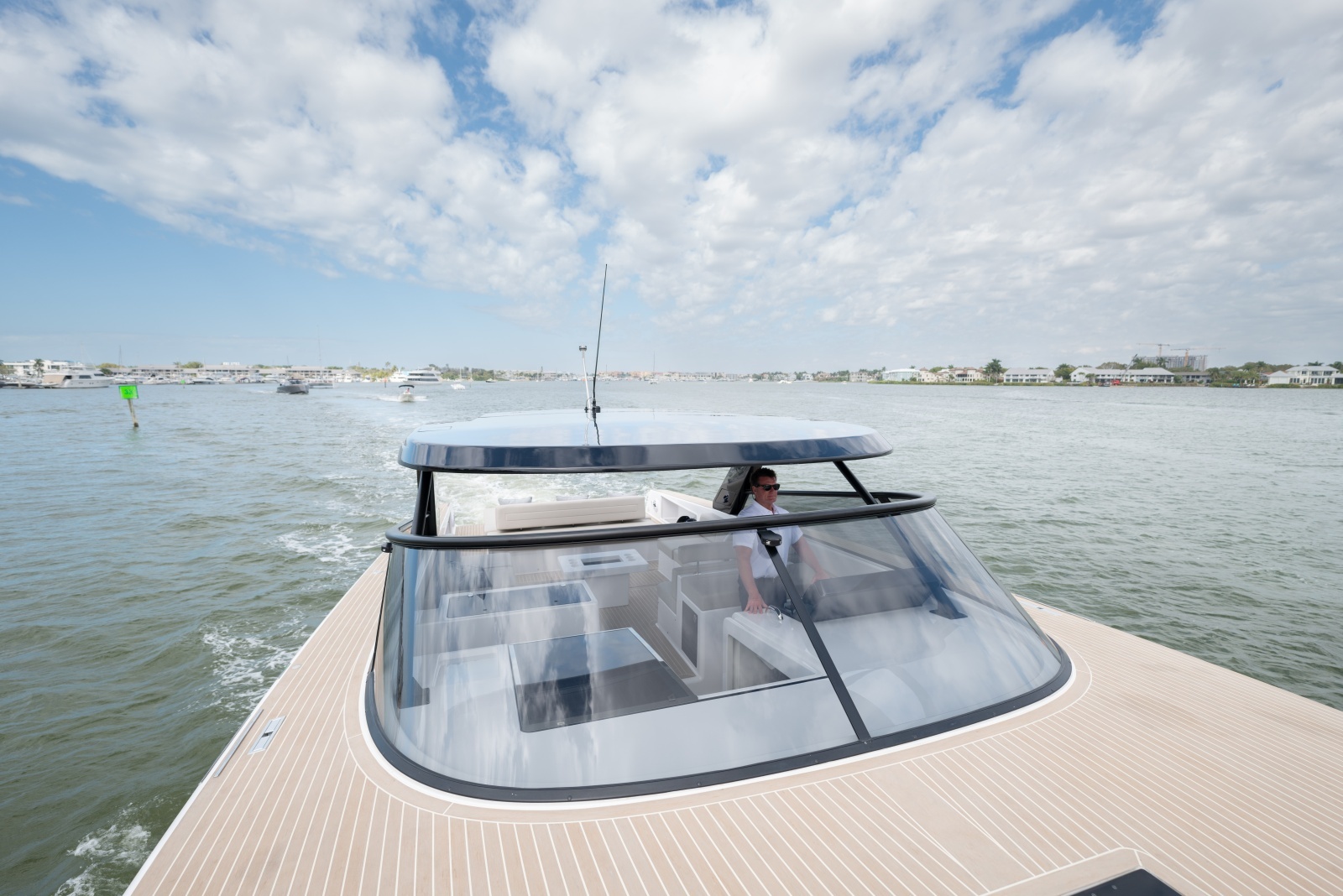 56ft VanDutch Yacht For Sale