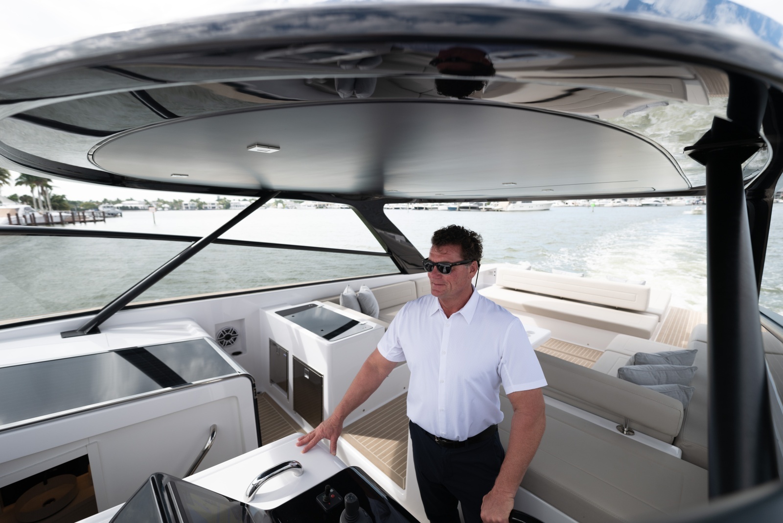 56ft VanDutch Yacht For Sale