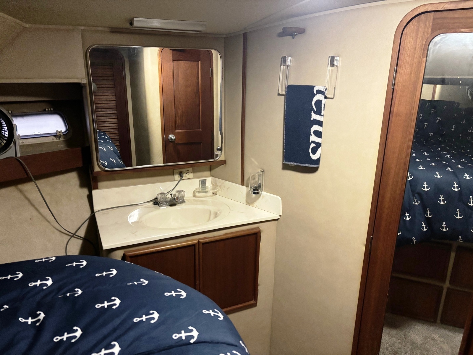 42ft Chris Craft Yacht For Sale