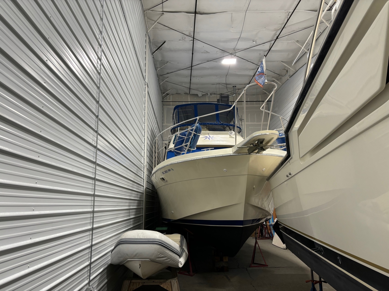 42' 1987 Chris-Craft 427 catalina