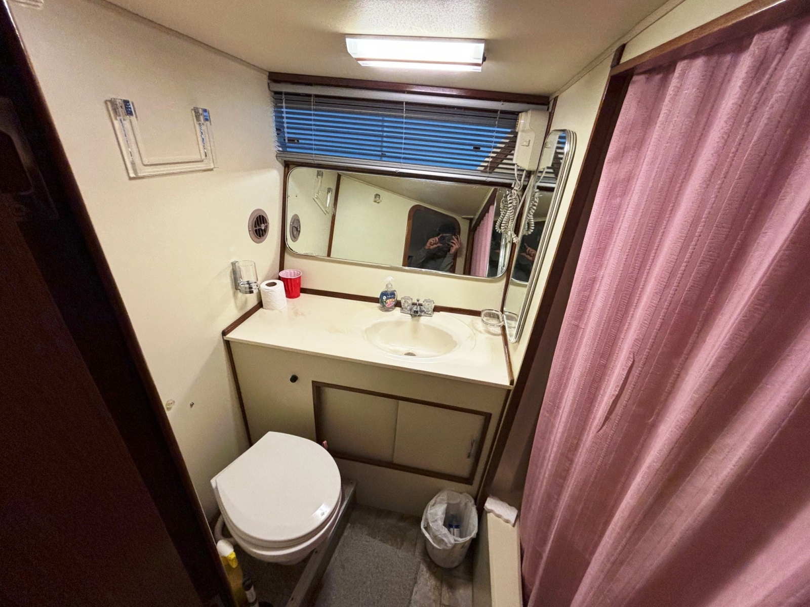 42' 1987 Chris-Craft 427 catalina