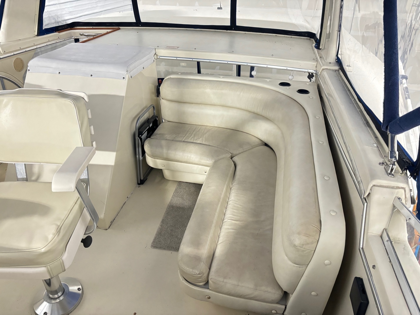 42' 1987 Chris-Craft 427 catalina