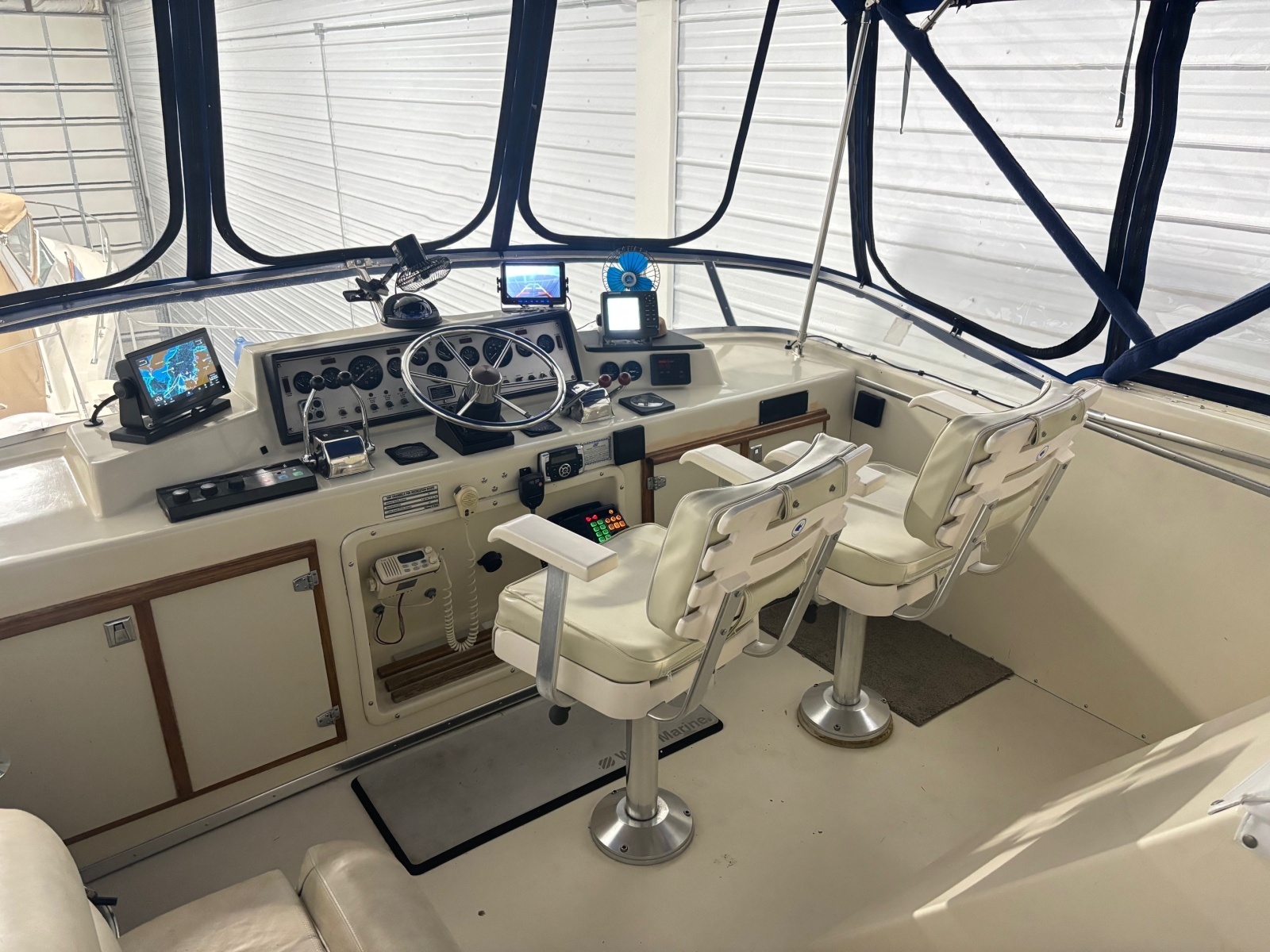 42ft Chris Craft Yacht For Sale