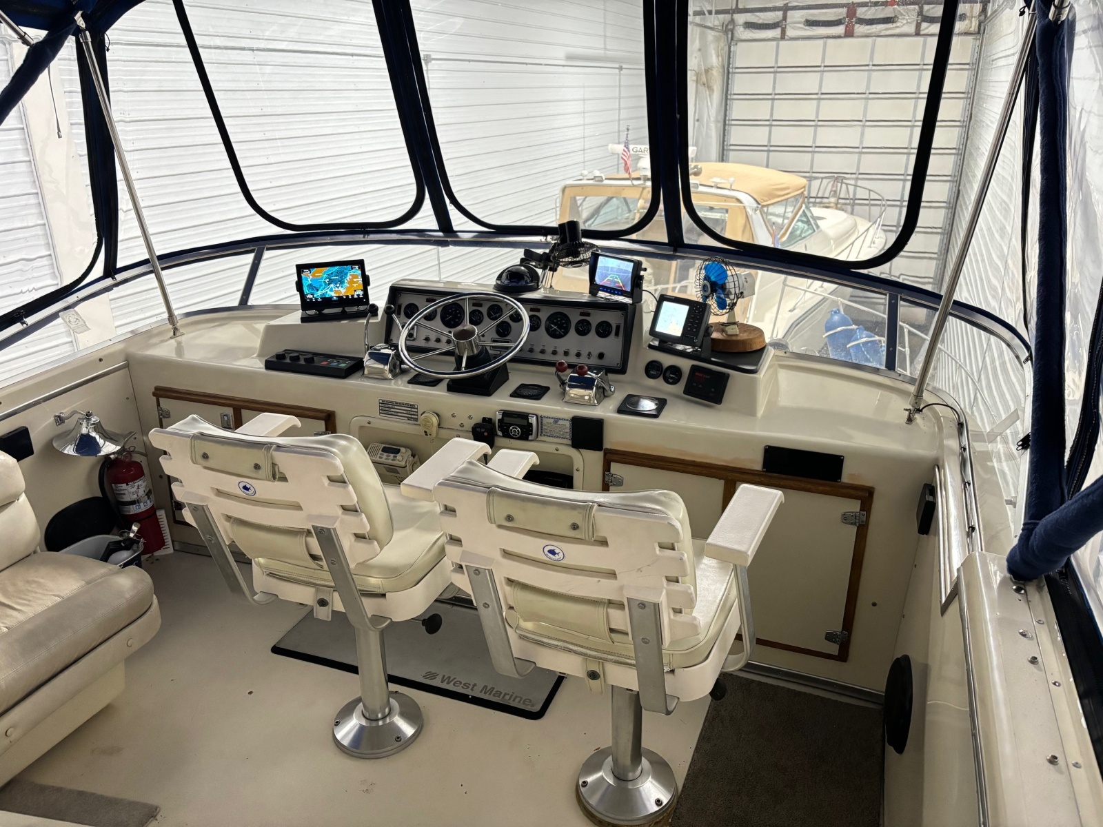 42' 1987 Chris-Craft 427 catalina