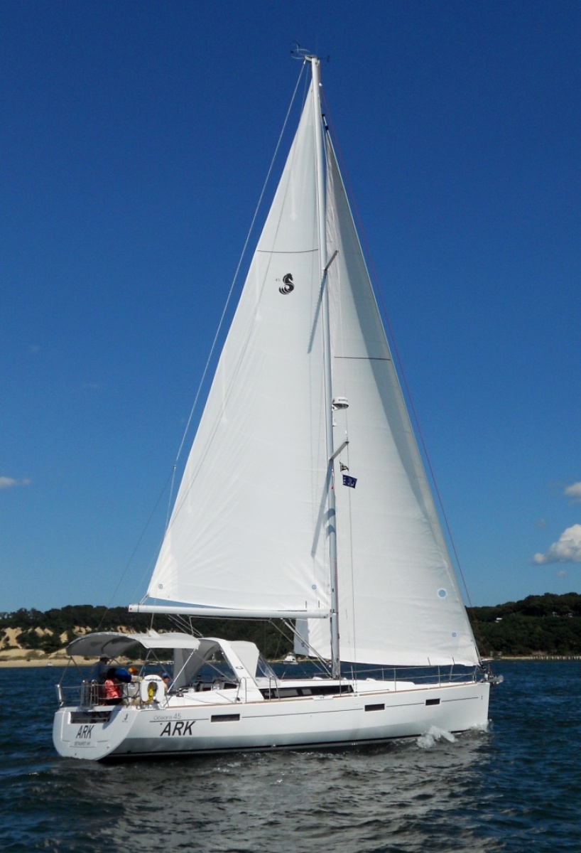 45' 2013 Beneteau Oceanis 45
