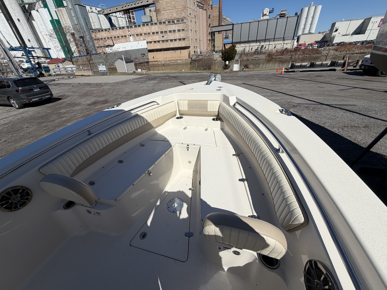 24' 2017 Sea Chaser 24 HFC