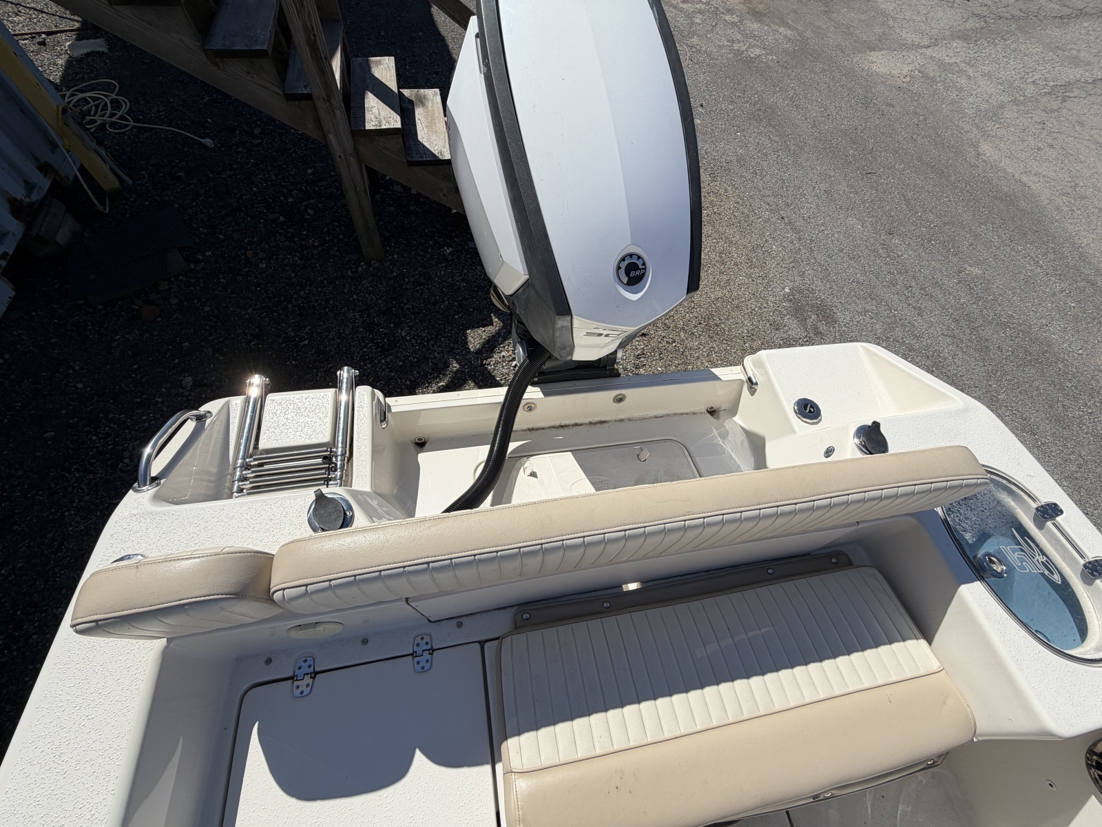 24ft Sea Chaser Yacht For Sale