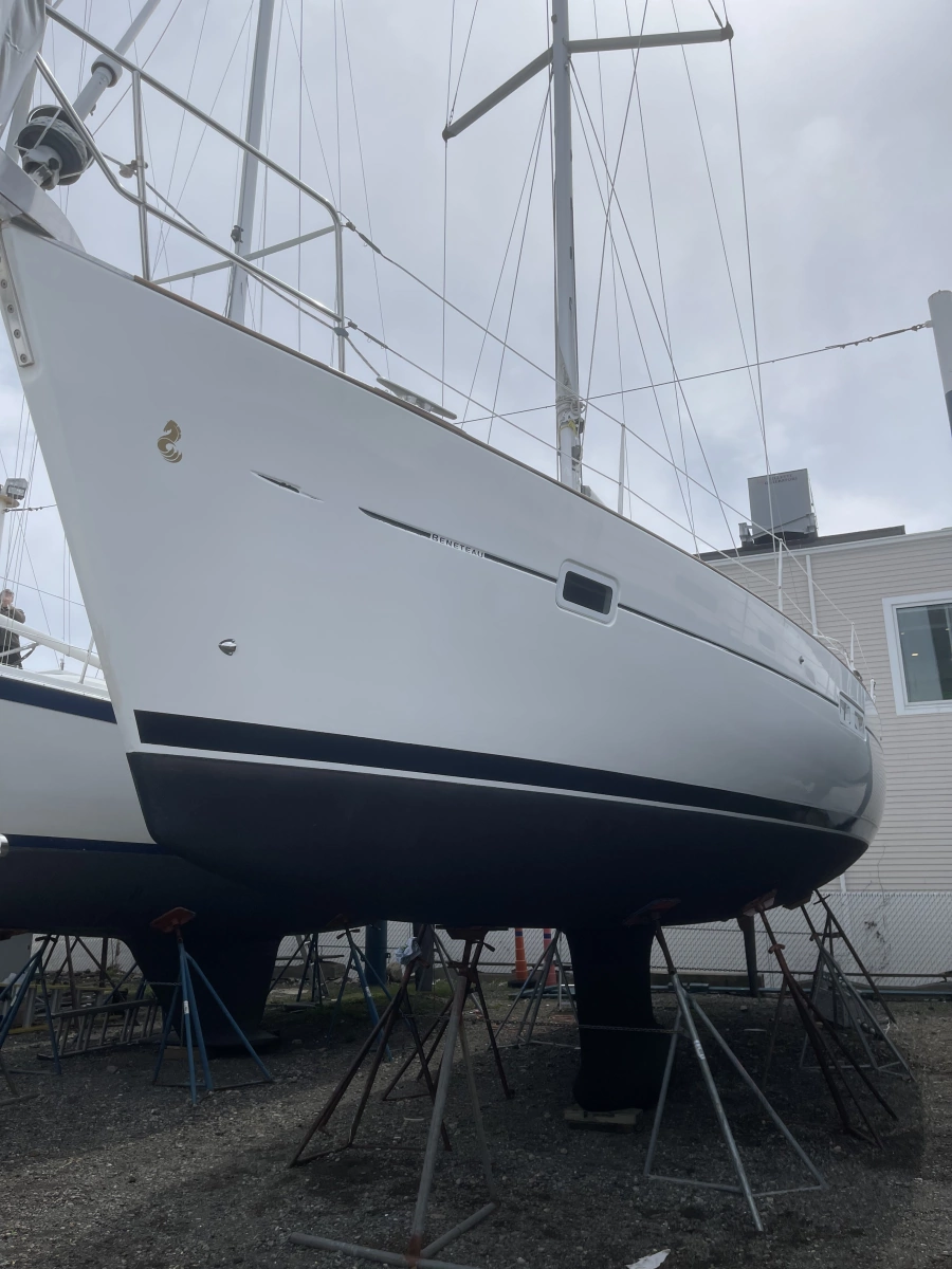 2004 Beneteau 423