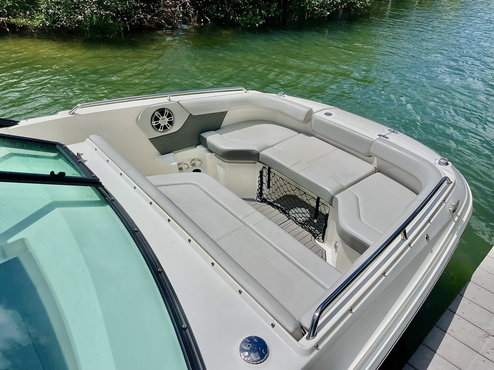 25ft Sea Ray Yacht For Sale