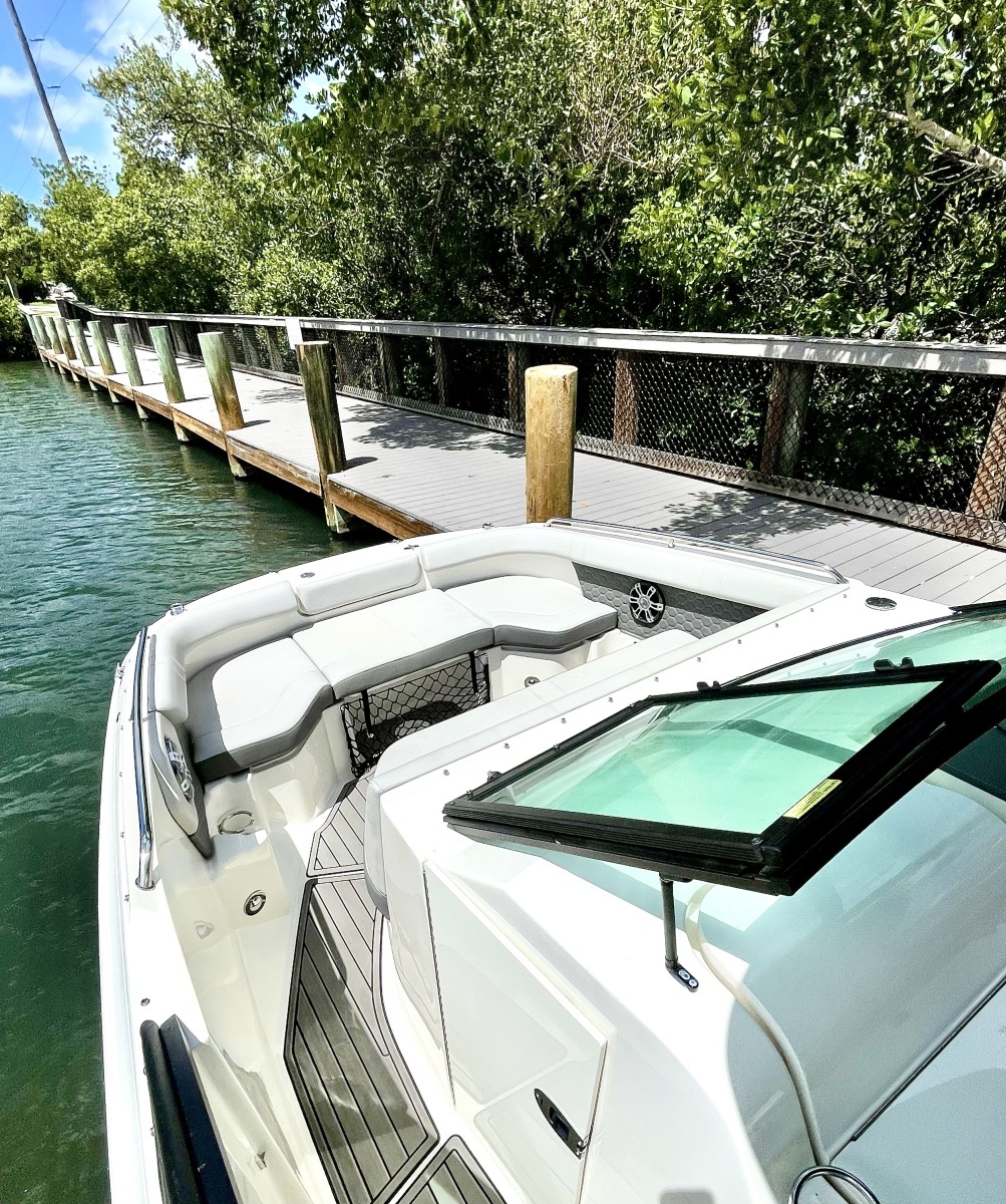 25ft Sea Ray Yacht For Sale