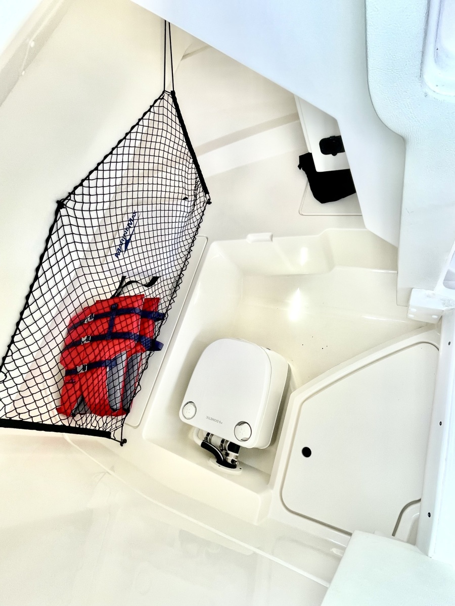 25ft Sea Ray Yacht For Sale