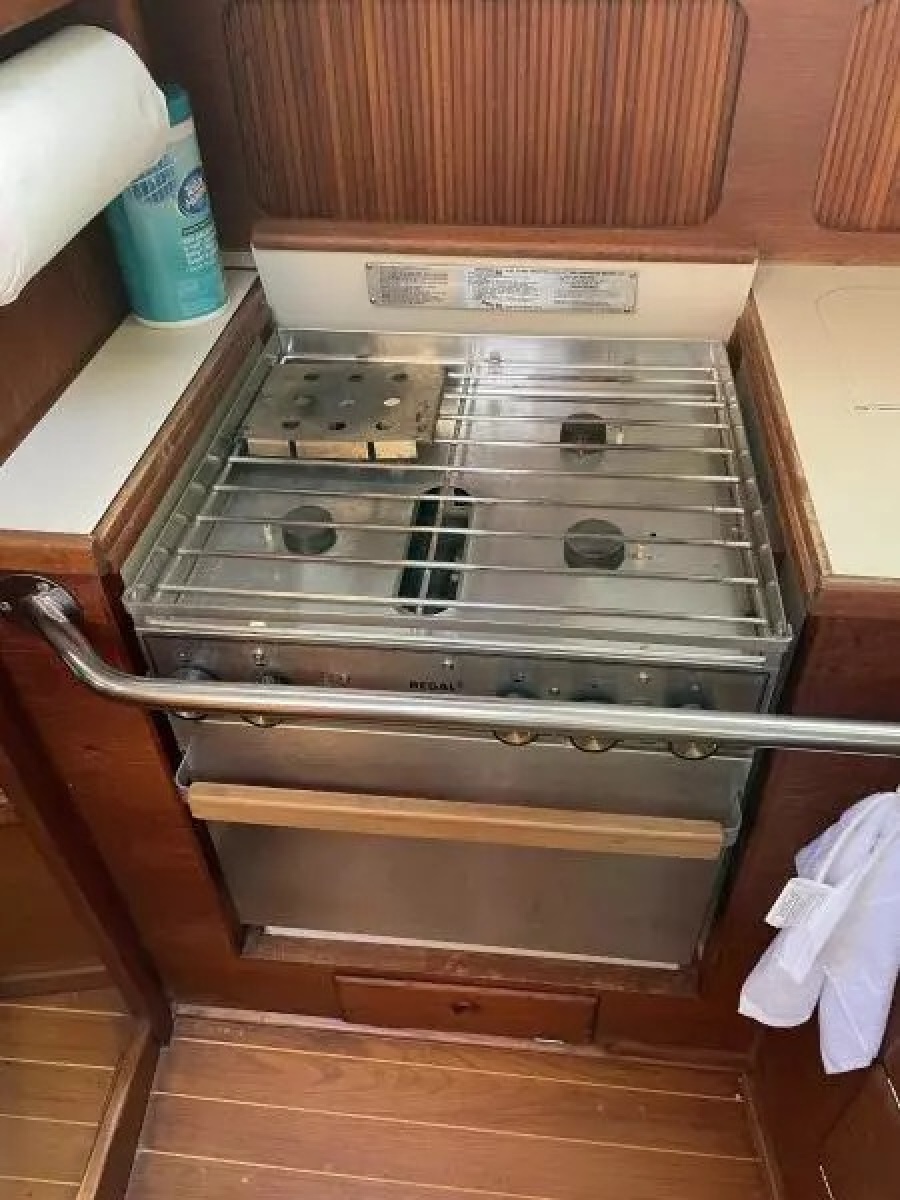 38' 1990 Sabre 38 MK II