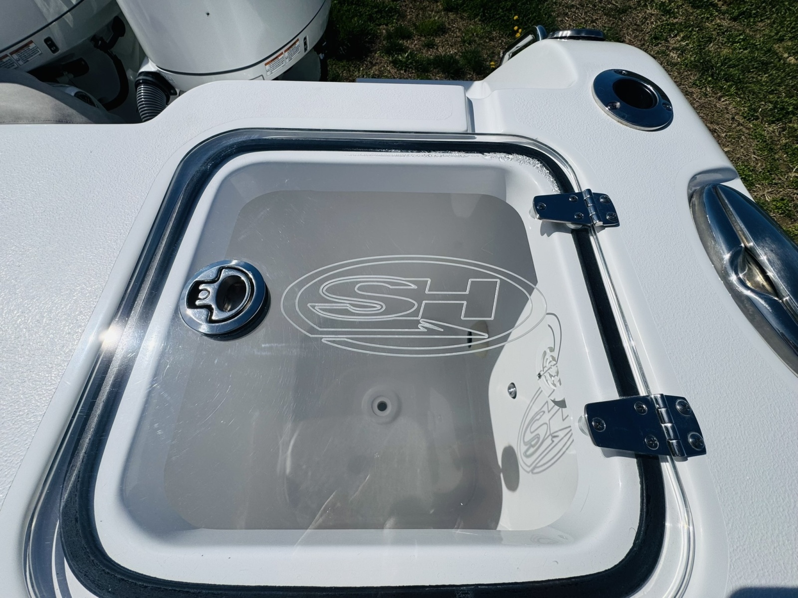 25ft Sea Hunt Yacht For Sale