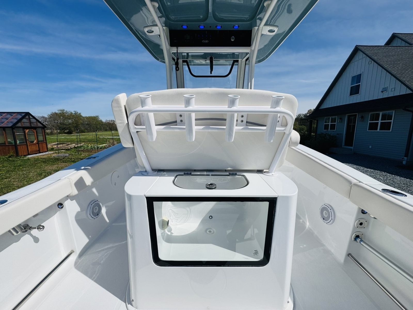 25ft Sea Hunt Yacht For Sale