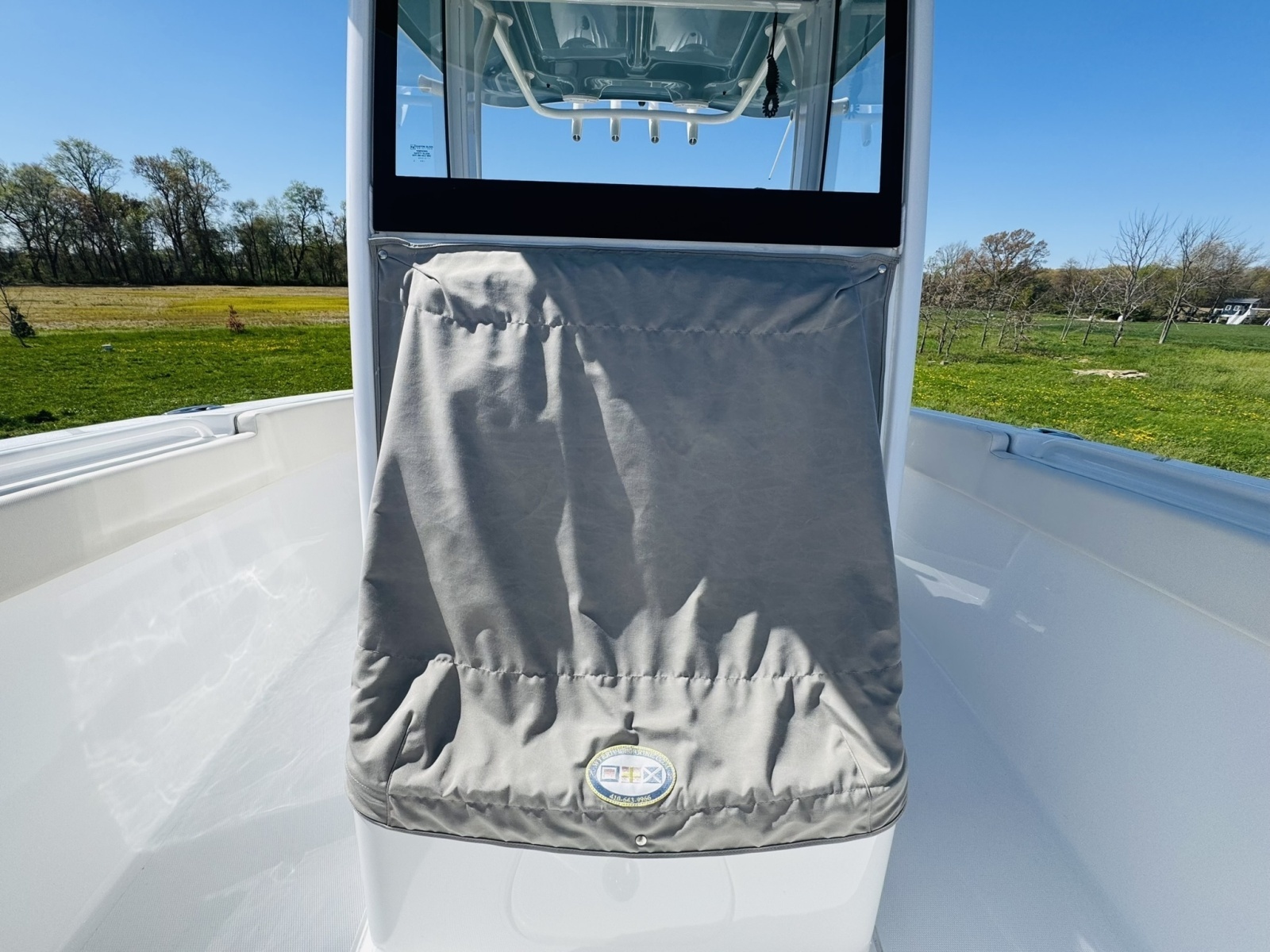 25ft Sea Hunt Yacht For Sale