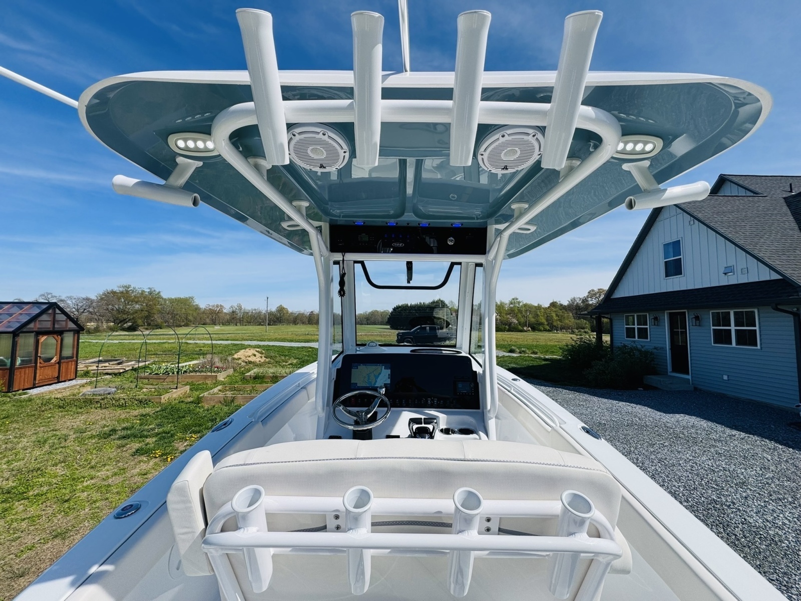 25ft Sea Hunt Yacht For Sale