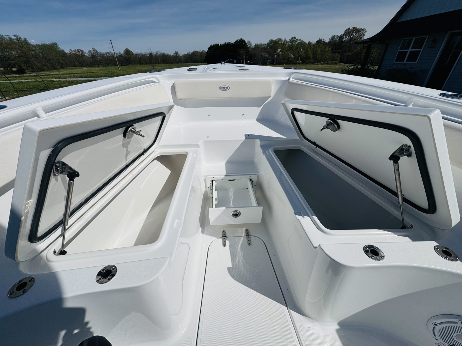 25ft Sea Hunt Yacht For Sale