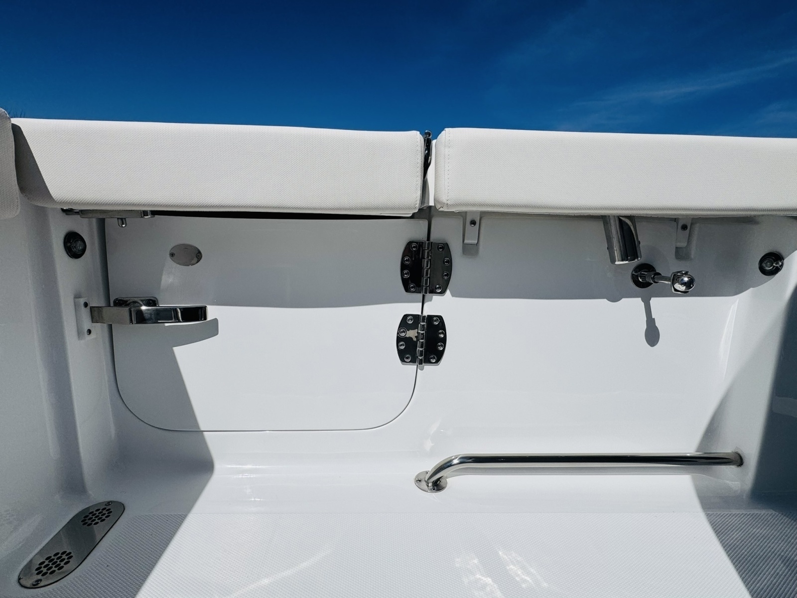 25ft Sea Hunt Yacht For Sale