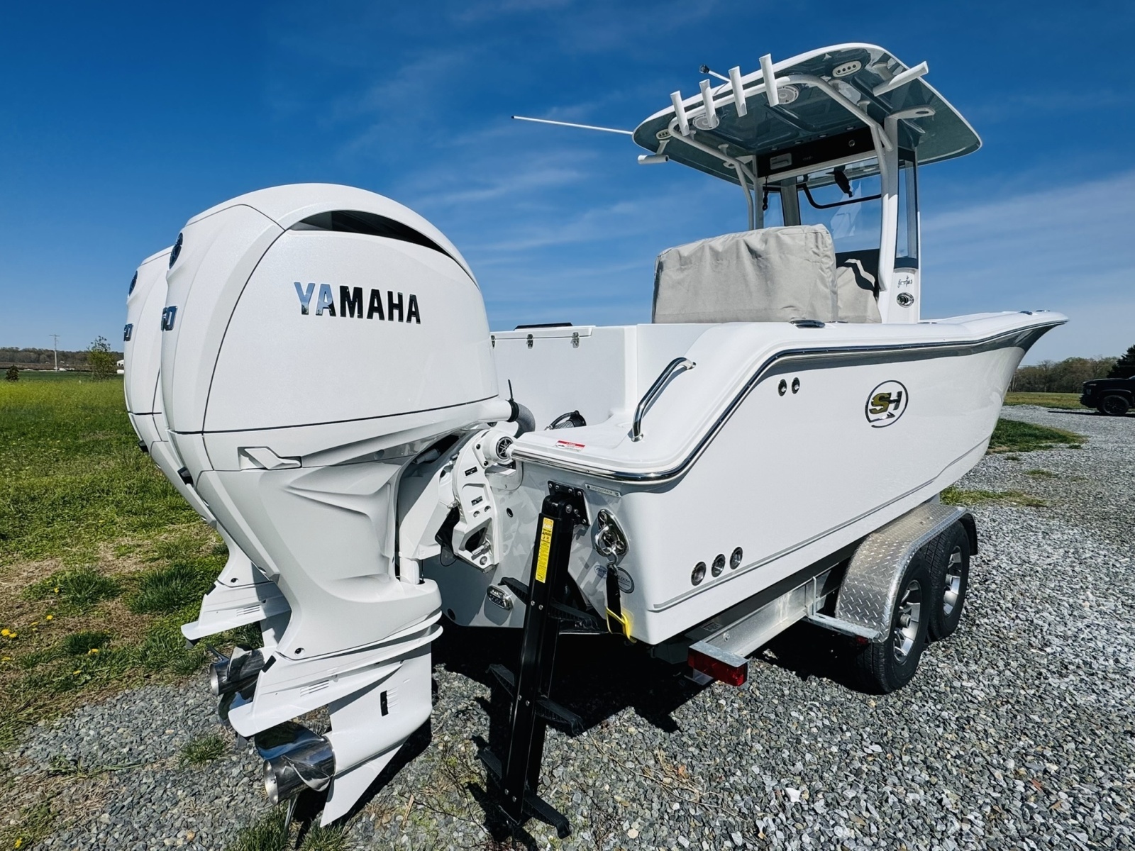 25ft Sea Hunt Yacht For Sale