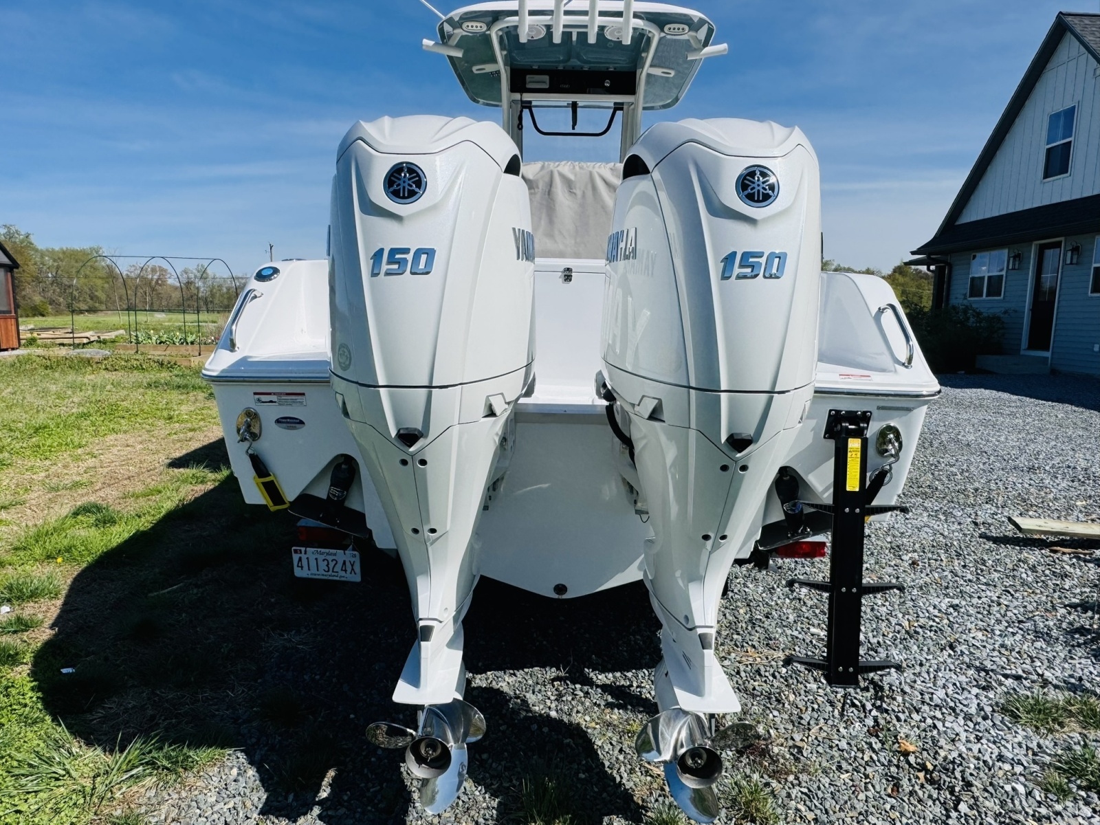 25ft Sea Hunt Yacht For Sale