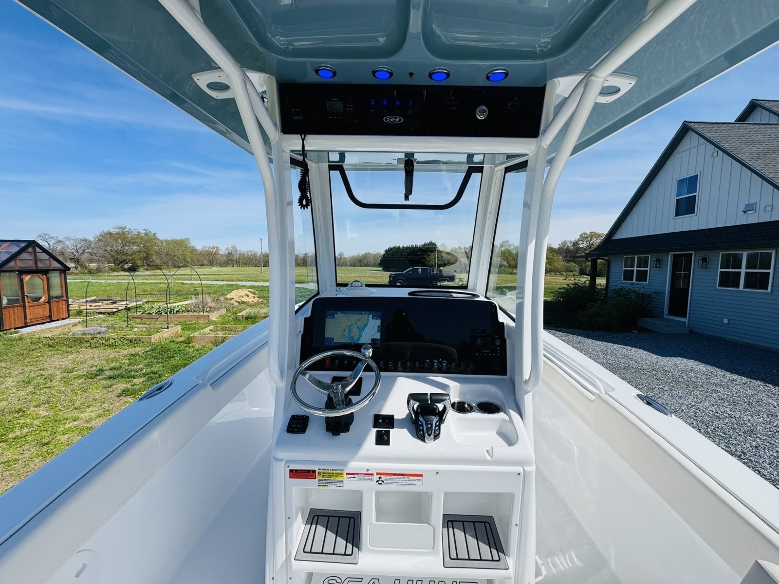 25ft Sea Hunt Yacht For Sale