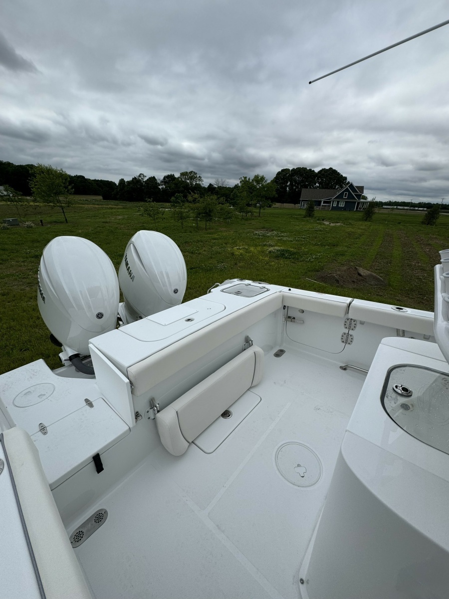 25ft Sea Hunt Yacht For Sale