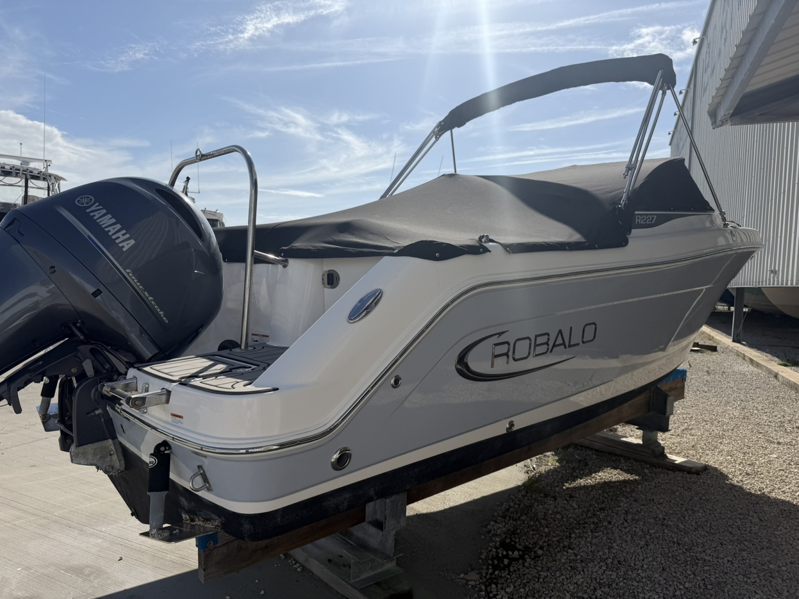 22ft Robalo Yacht For Sale