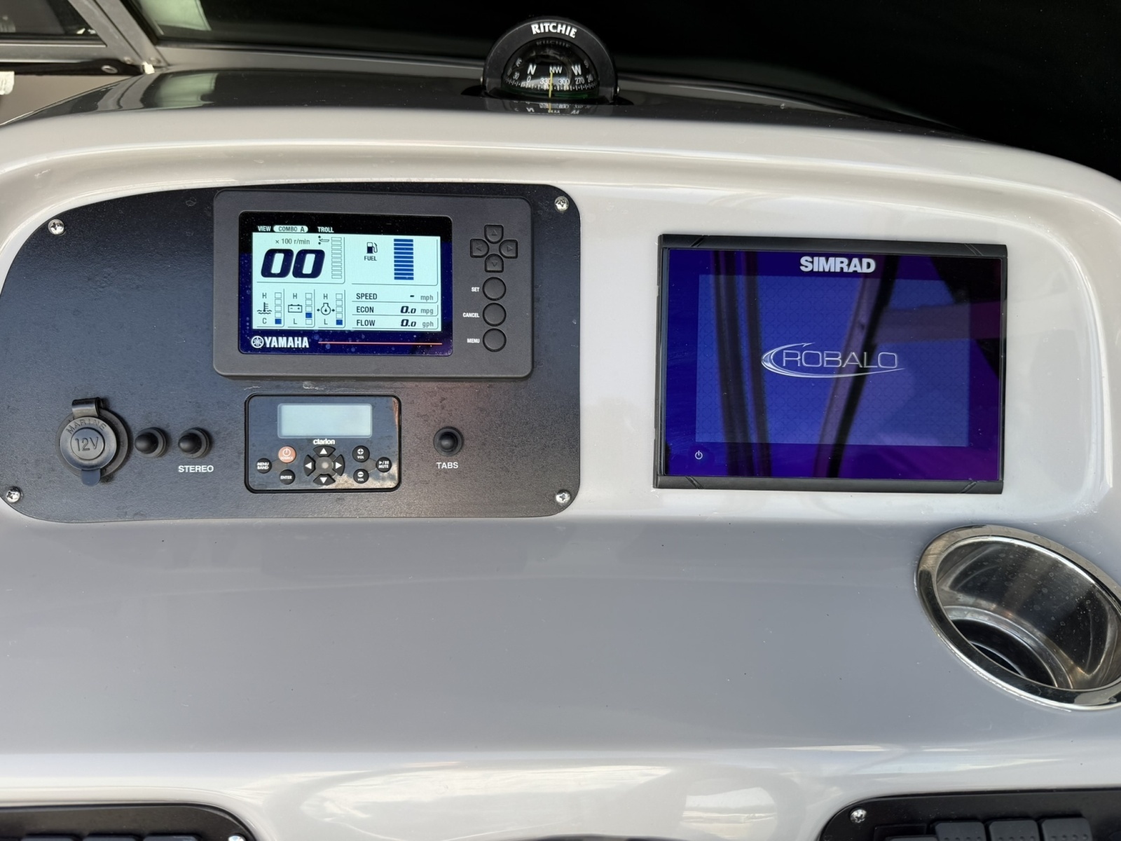 22ft Robalo Yacht For Sale