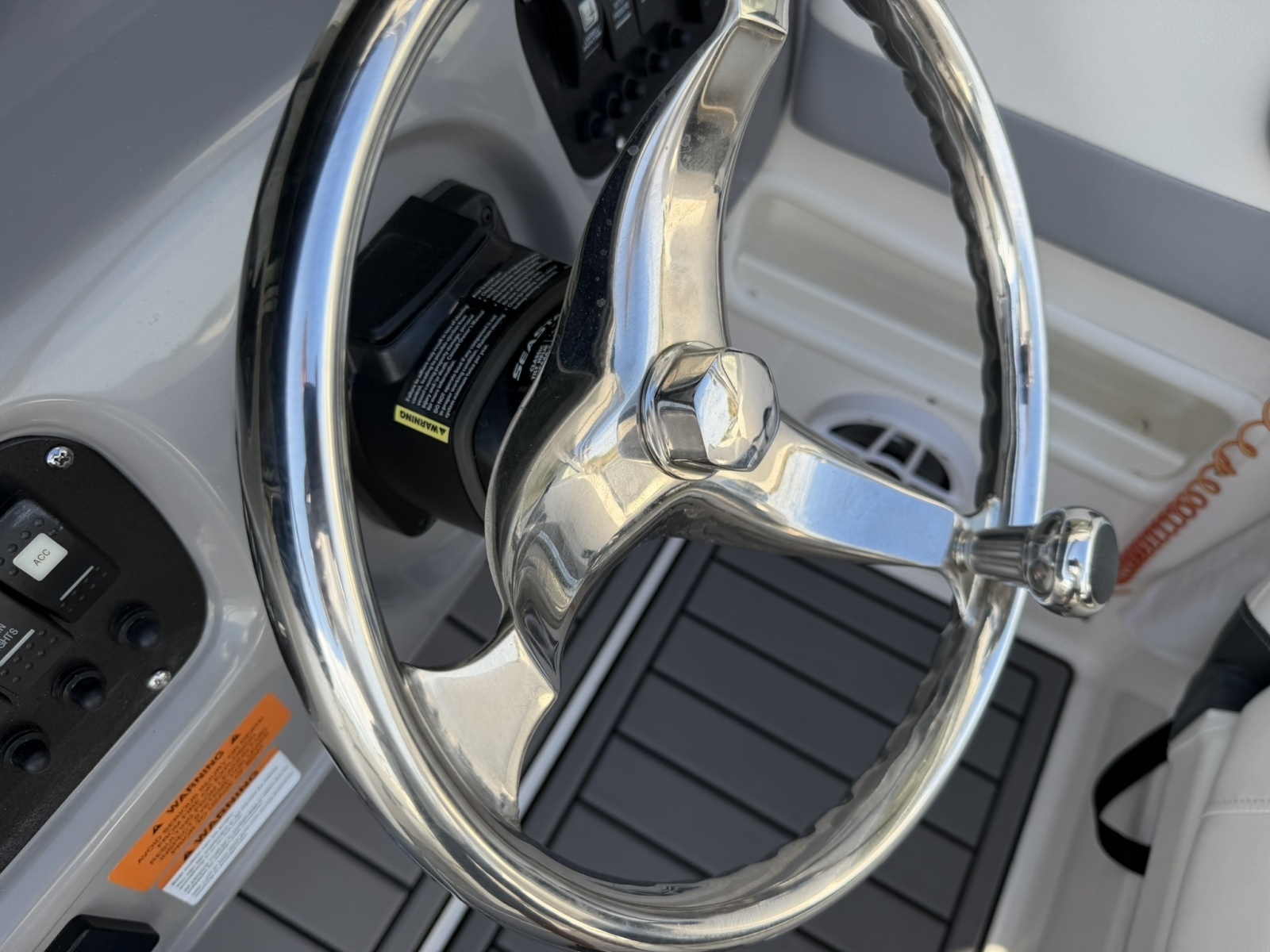 22ft Robalo Yacht For Sale