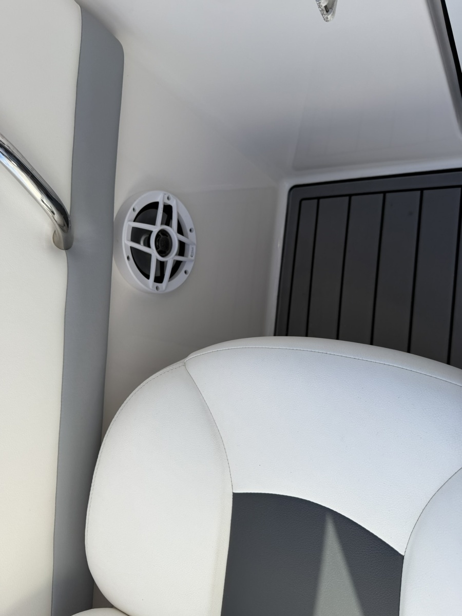 22ft Robalo Yacht For Sale